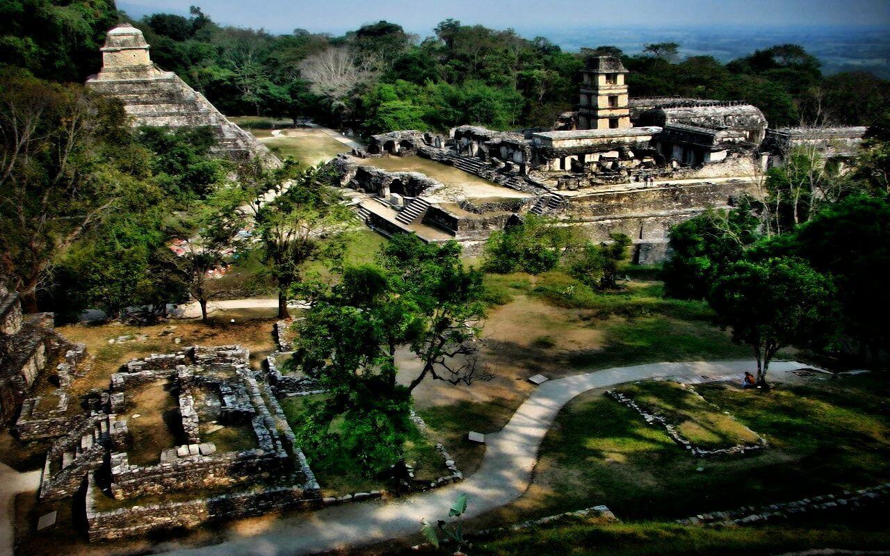 Descubren complejo sistema hidráulico debajo de la tumba de Pakal en  Palenque (VIDEO) - Más de México