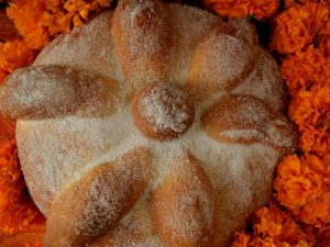 ¿Cuál Es El Significado Y Origen Del Pan De Muerto? - Más De México