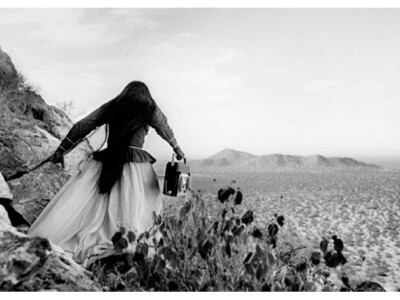 Mujer-Angel-Desierto-de-Sonora-1979-©Graciela-Iturbide