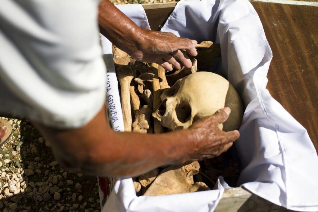 dia-de-muertos-maya-campeche-ritual-exhumacion-cadaver