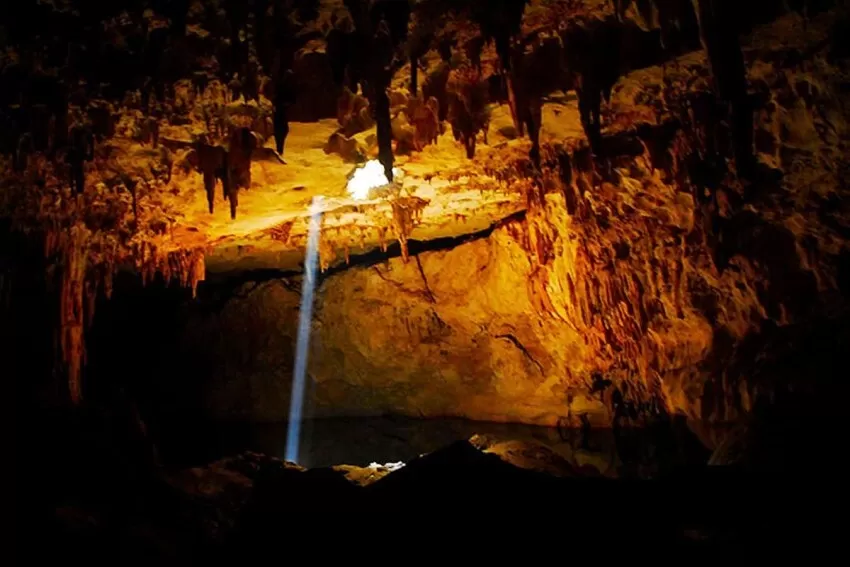 grutas de tzabnah